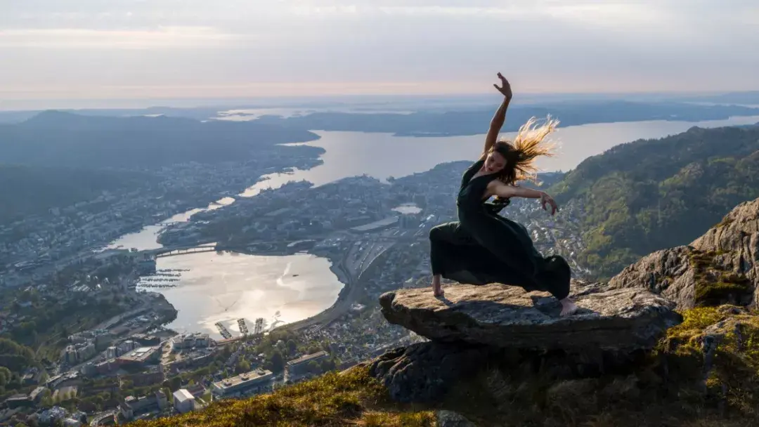 挪威峡湾| 驶不尽的弯道，吹不完的风，看不厌的景